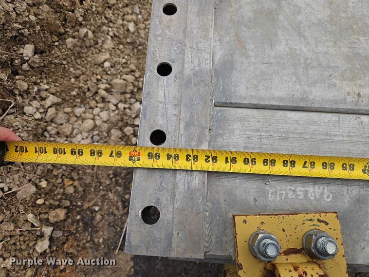 image for item FN5555 Trench box equipment