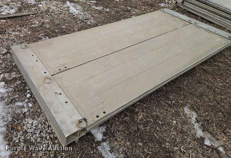 image for item FN5555 Trench box equipment