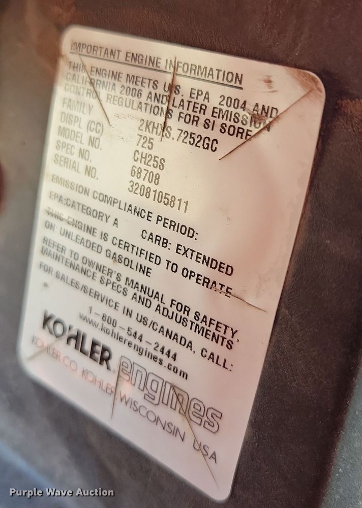 image for item NO9876 2002 Thomas 25G compact utility loader