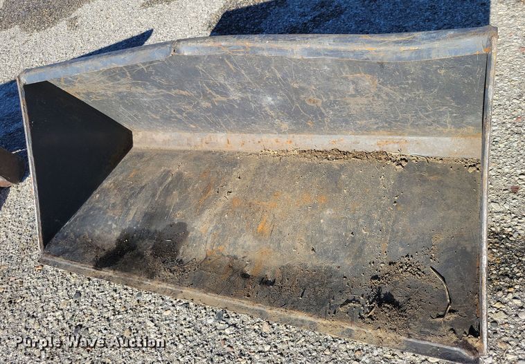 image for item NO9876 2002 Thomas 25G compact utility loader