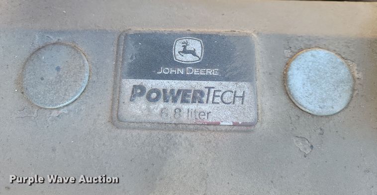 image for item NO9877 Vermeer BC1800 XL wood chipper