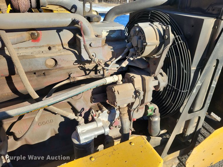 image for item NO9877 Vermeer BC1800 XL wood chipper