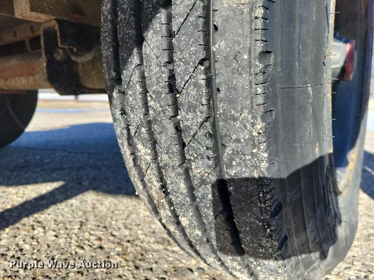 image for item NO9877 Vermeer BC1800 XL wood chipper