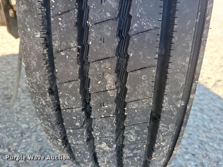 image for item NO9877 Vermeer BC1800 XL wood chipper