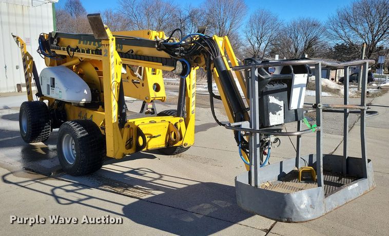 image for item NO9880 2008 Nifty SD64 boom lift