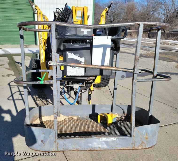 image for item NO9880 2008 Nifty SD64 boom lift