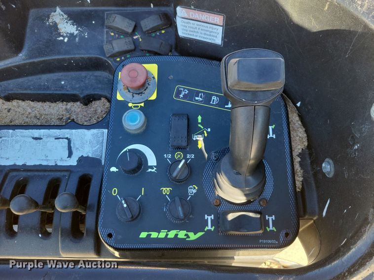 image for item NO9880 2008 Nifty SD64 boom lift