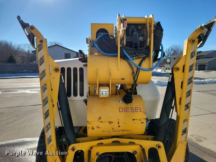 image for item NO9880 2008 Nifty SD64 boom lift