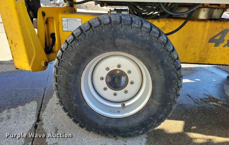 image for item NO9880 2008 Nifty SD64 boom lift