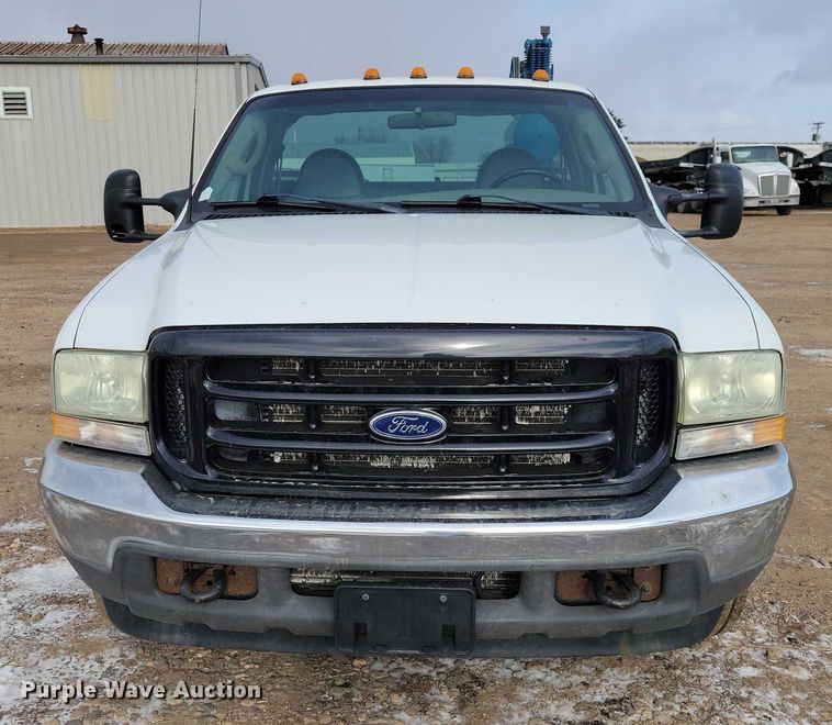 image for item NO9891 2003 Ford F350 Super Duty  utility bed pickup truck