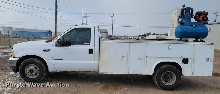 image for item NO9891 2003 Ford F350 Super Duty  utility bed pickup truck