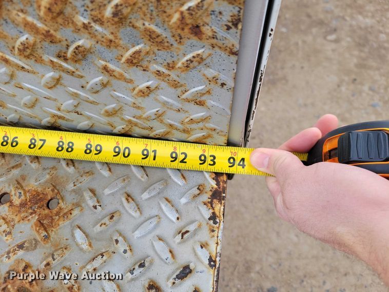 image for item NO9891 2003 Ford F350 Super Duty  utility bed pickup truck