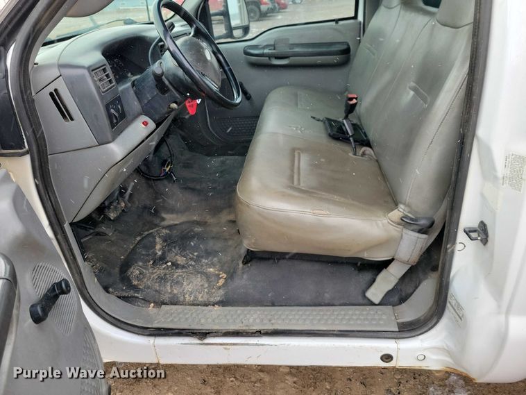 image for item NO9891 2003 Ford F350 Super Duty  utility bed pickup truck