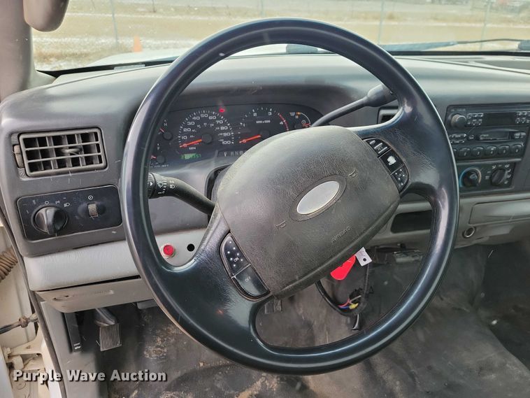 image for item NO9891 2003 Ford F350 Super Duty  utility bed pickup truck