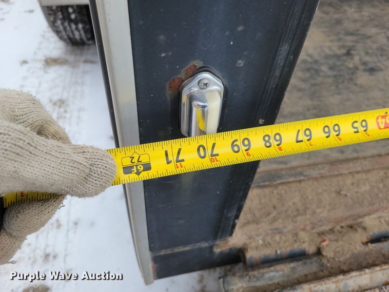 image for item NO9902 1999 Shadowmaster  enclosed cargo trailer