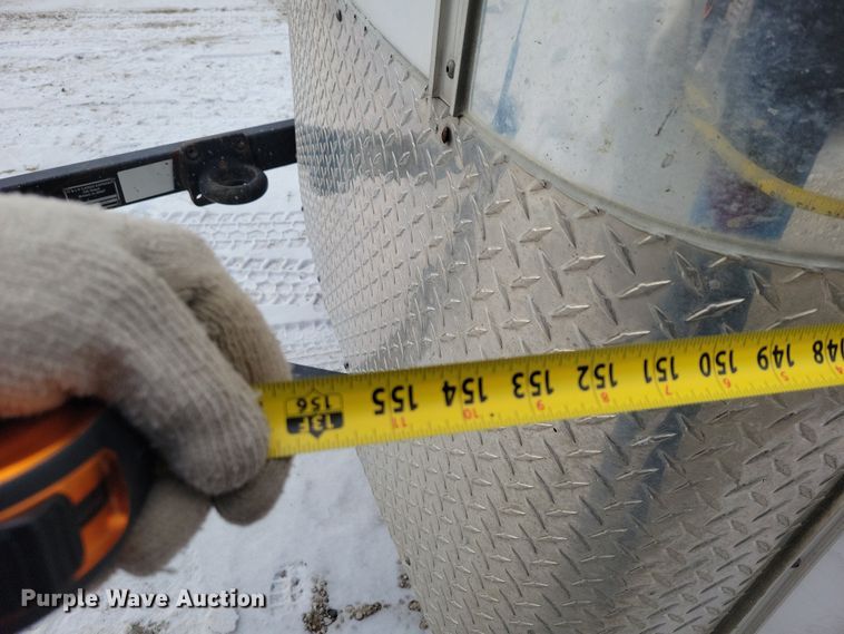 image for item NO9902 1999 Shadowmaster  enclosed cargo trailer