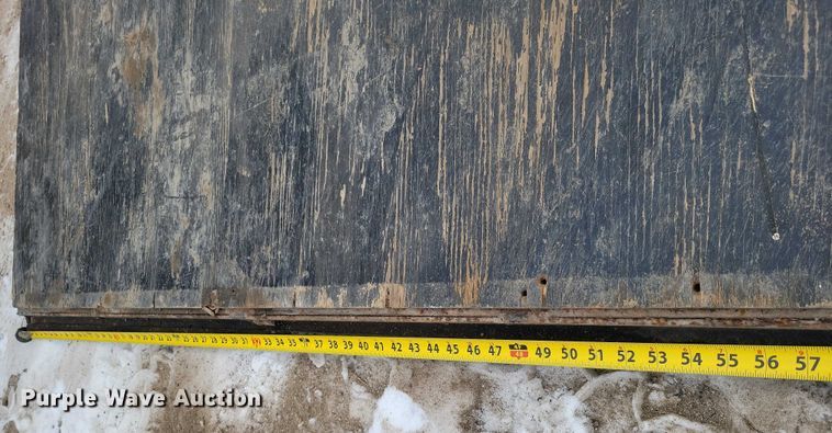 image for item NO9902 1999 Shadowmaster  enclosed cargo trailer