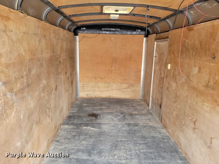 image for item NO9902 1999 Shadowmaster  enclosed cargo trailer
