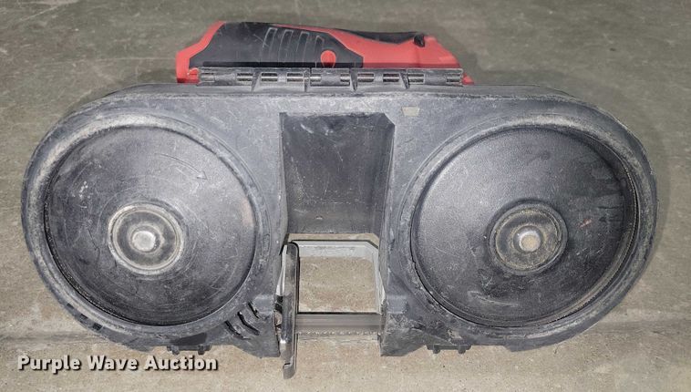 image for item NO9905 Approx. 146 Milwaukee band saws