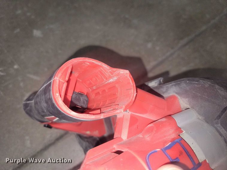 image for item NO9905 Approx. 146 Milwaukee band saws