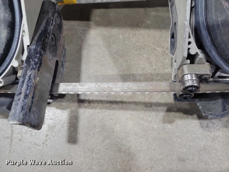 image for item NO9906 (41) band saws