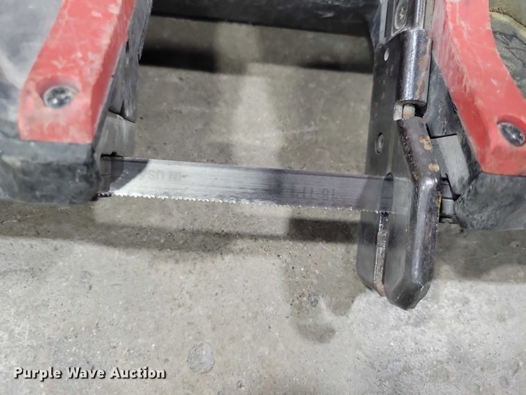 image for item NO9906 (41) band saws