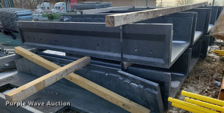 image for item NO9921 (11) Oldcastle T4016 trench boxes