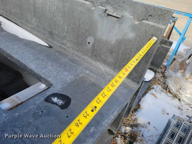 image for item NO9921 (11) Oldcastle T4016 trench boxes