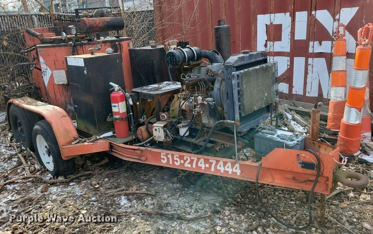 image for item NO9924 2007 Crafco pothole patcher