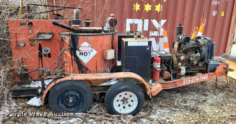 image for item NO9924 2007 Crafco pothole patcher