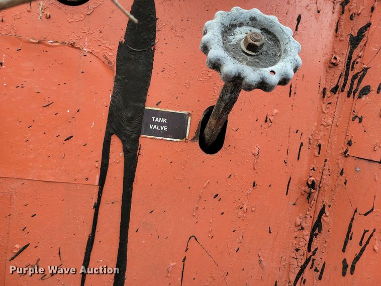 image for item NO9924 2007 Crafco pothole patcher