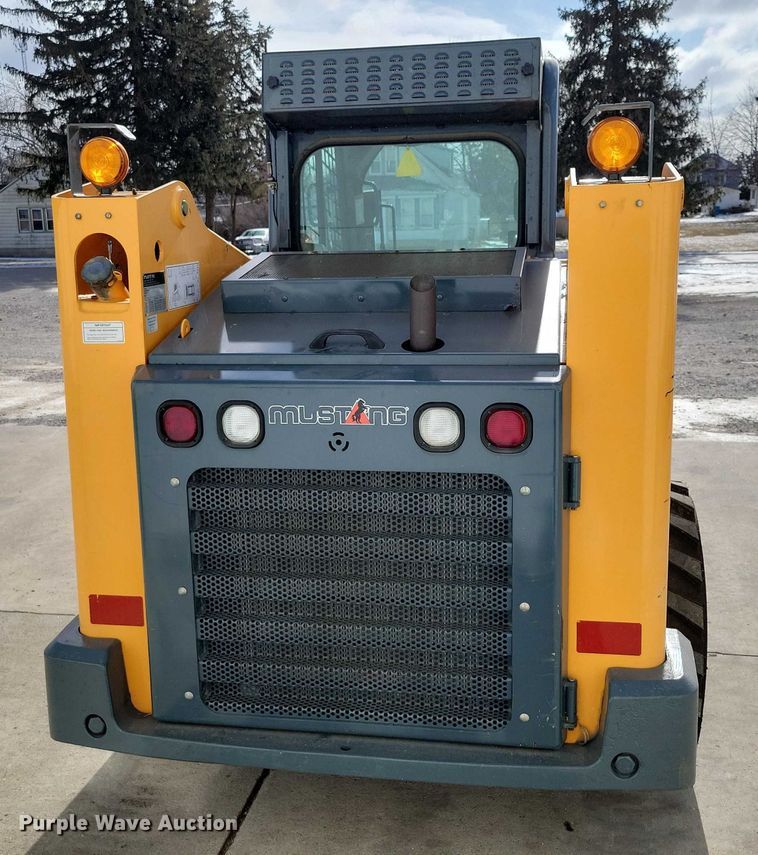 image for item NO9989 Mustang 2600R skid steer loader