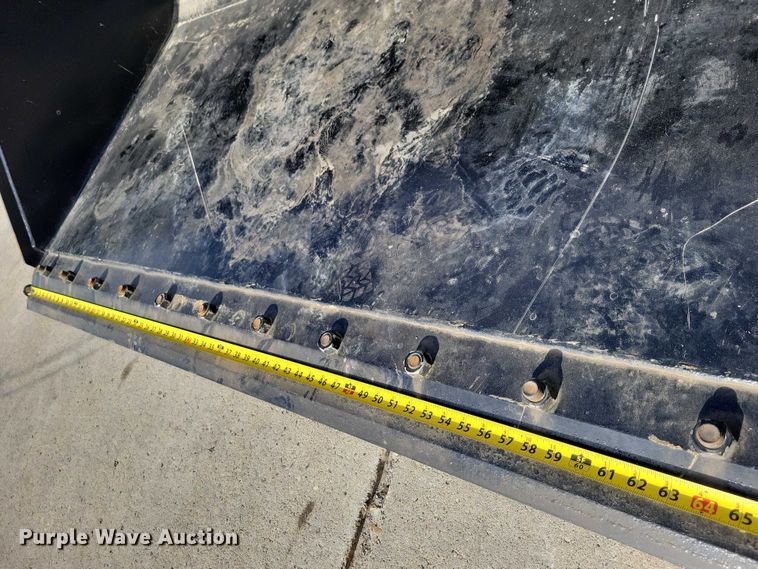 image for item NO9989 Mustang 2600R skid steer loader