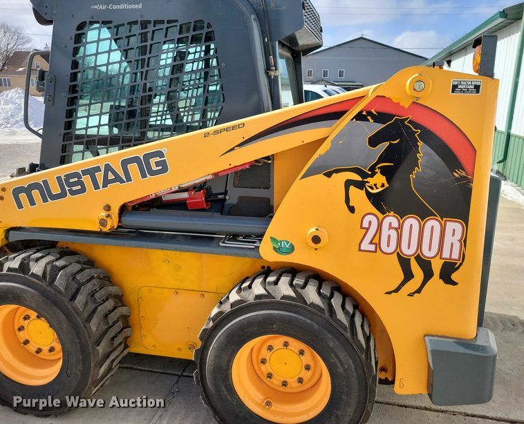 image for item NO9989 Mustang 2600R skid steer loader