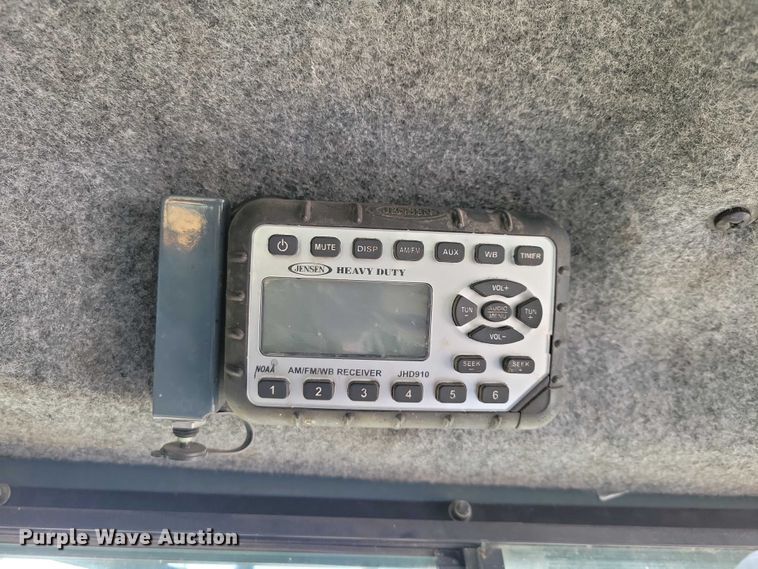 image for item NO9989 Mustang 2600R skid steer loader