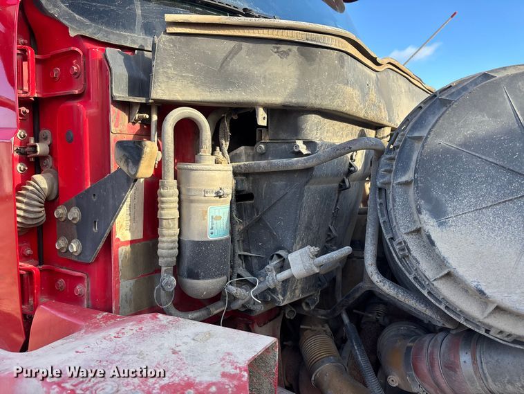 image for item OE9377 2005 International 7600 dump truck