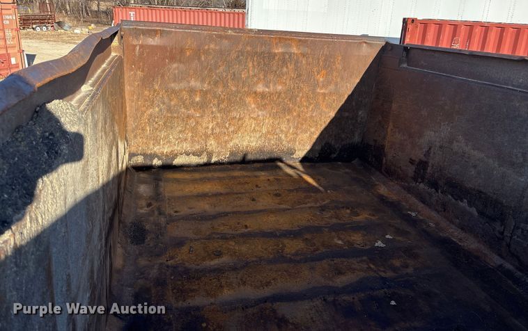 image for item OE9378 2006 Kenworth T8 Series dump truck