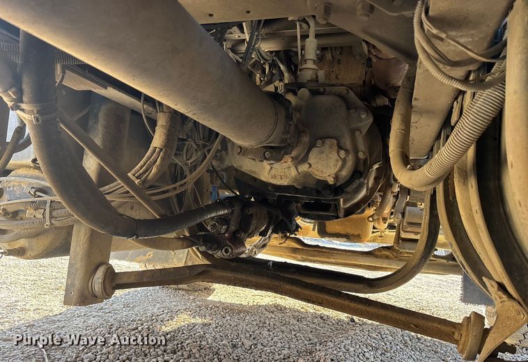 image for item OE9378 2006 Kenworth T8 Series dump truck