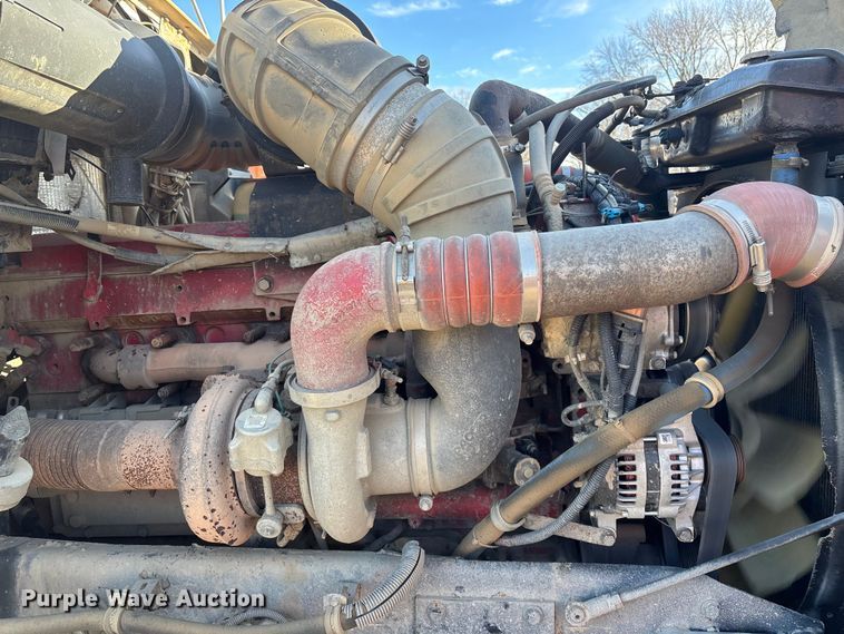 image for item OE9378 2006 Kenworth T8 Series dump truck