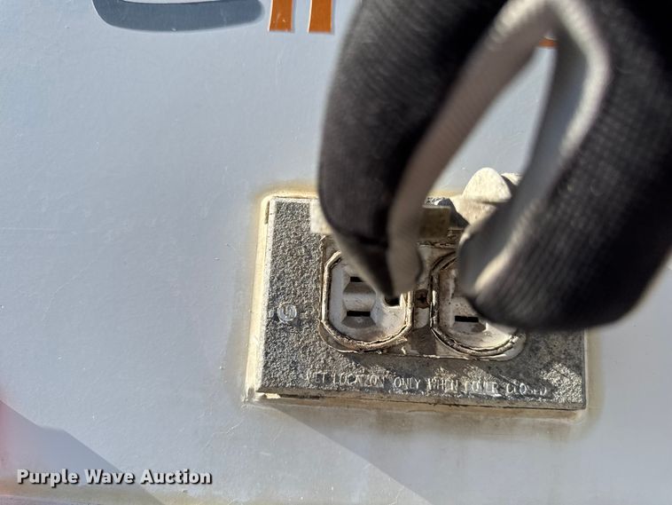 image for item OE9502 2017 Intech Trailers fiber optic splicing trailer