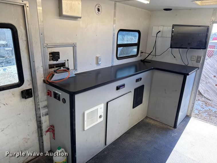 image for item OE9502 2017 Intech Trailers fiber optic splicing trailer