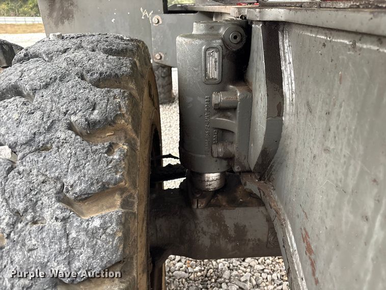 image for item YA1292 2008 Sennebogen 830 material handler