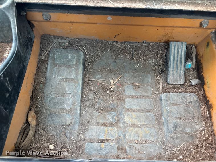 image for item YA1426 2020 Case SV280B skid steer loader