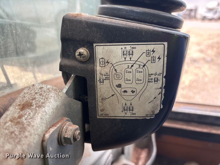 image for item YA1426 2020 Case SV280B skid steer loader