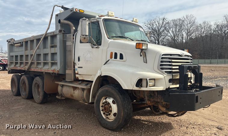 image for item YA1434 2008 Sterling L9500 dump truck