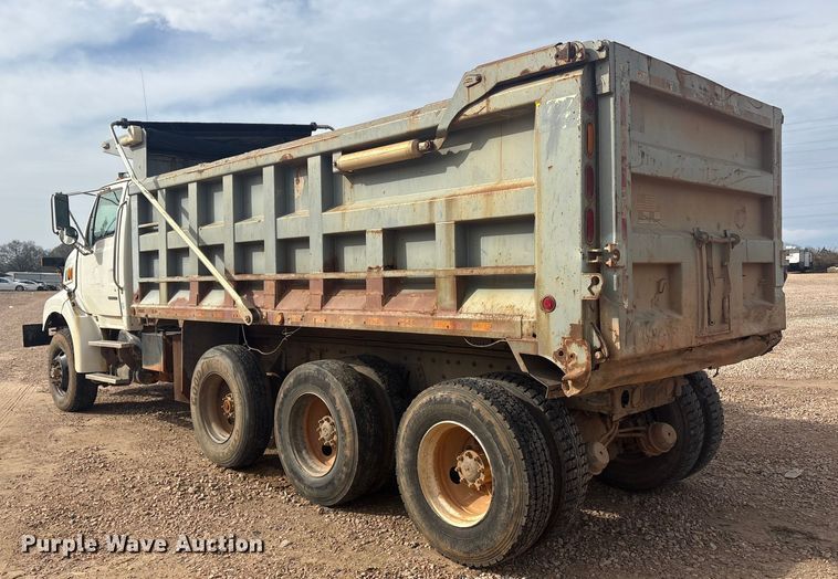 image for item YA1434 2008 Sterling L9500 dump truck
