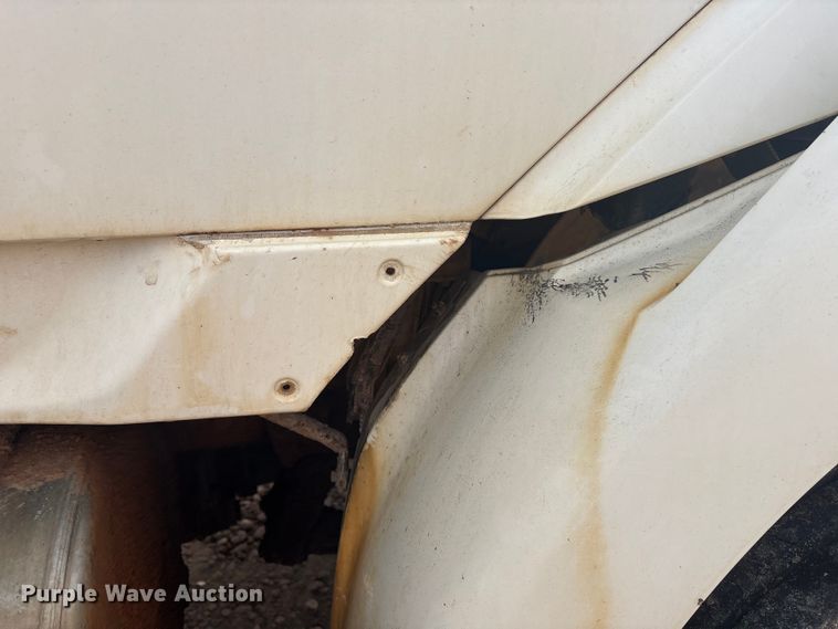 image for item YA1434 2008 Sterling L9500 dump truck