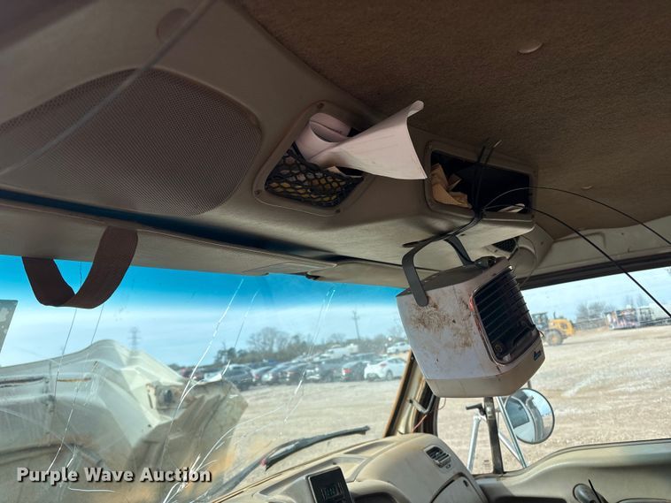 image for item YA1434 2008 Sterling L9500 dump truck