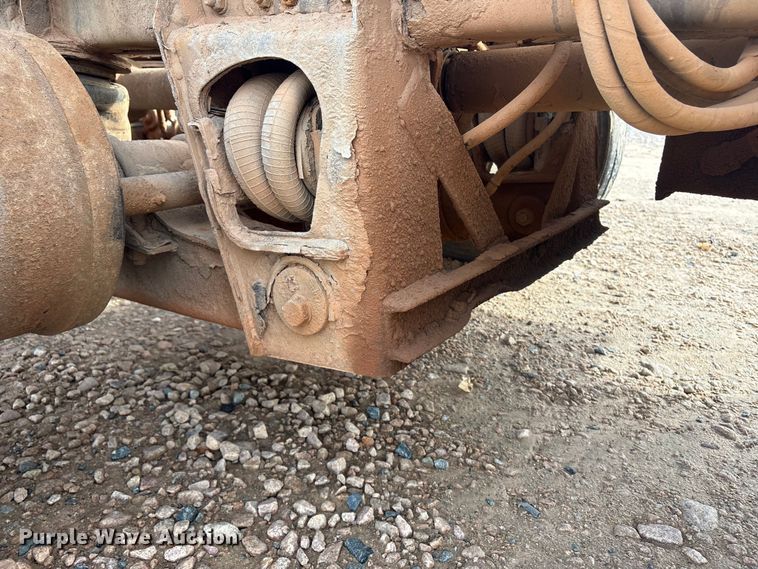 image for item YA1434 2008 Sterling L9500 dump truck