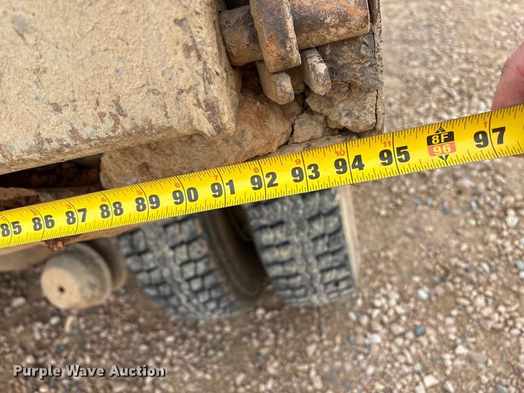 image for item YA1434 2008 Sterling L9500 dump truck